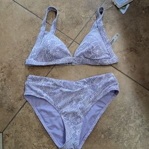 Berlook NWT Lavender Floral Bikini Set Large
